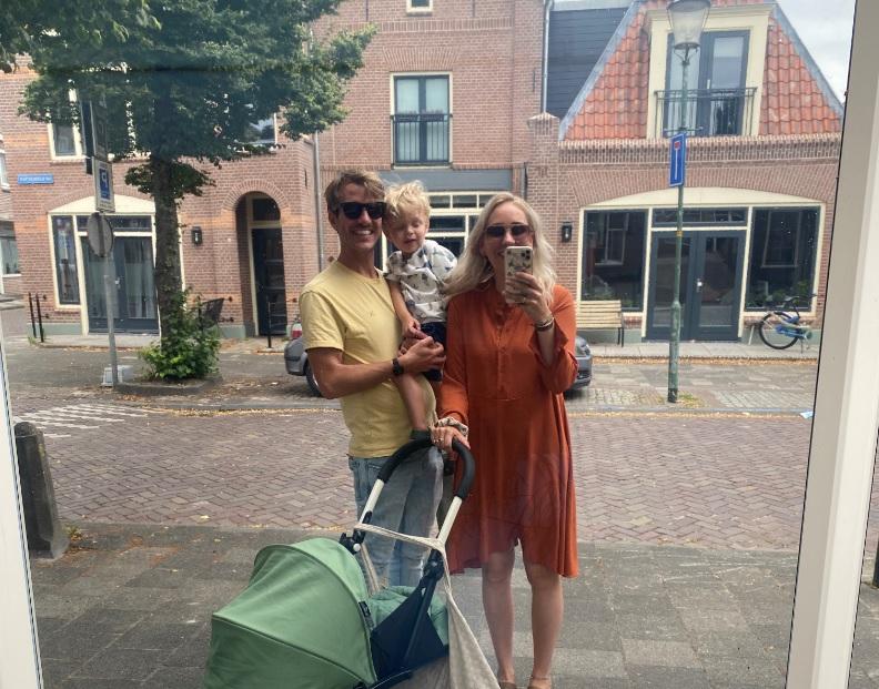 Saskia en vriend selfie in een spiegel